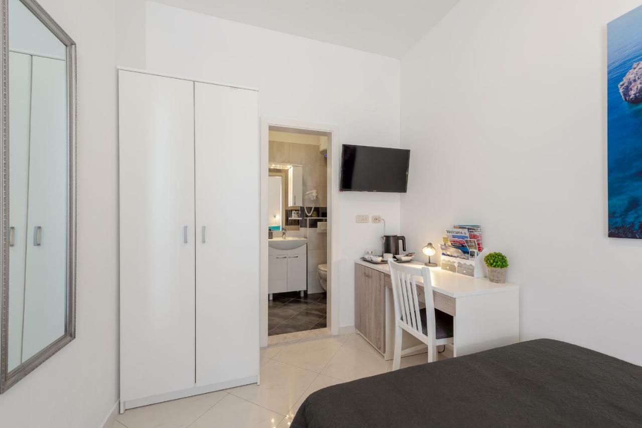 Studio Apartment & Room Ten - Free Parking Дубровник Екстер'єр фото