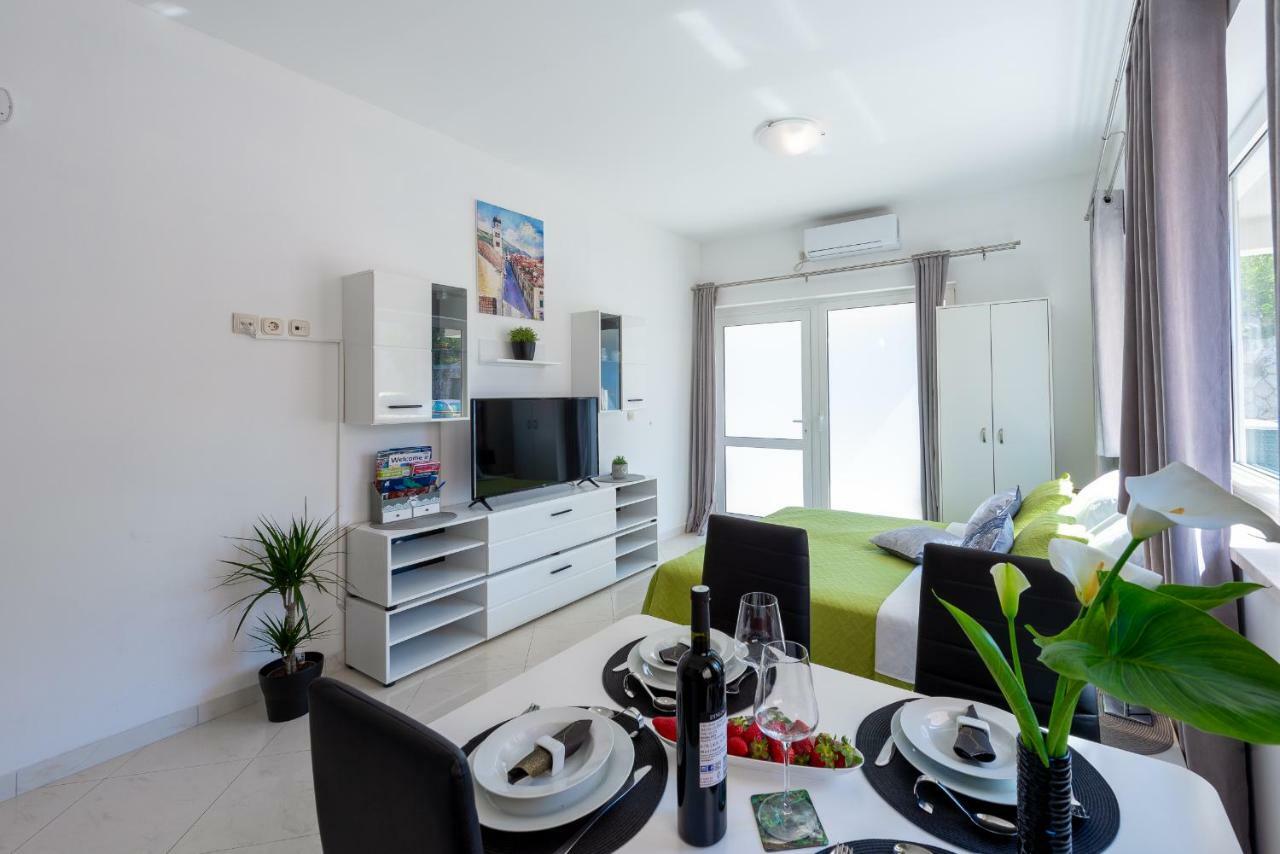 Studio Apartment & Room Ten - Free Parking Дубровник Екстер'єр фото