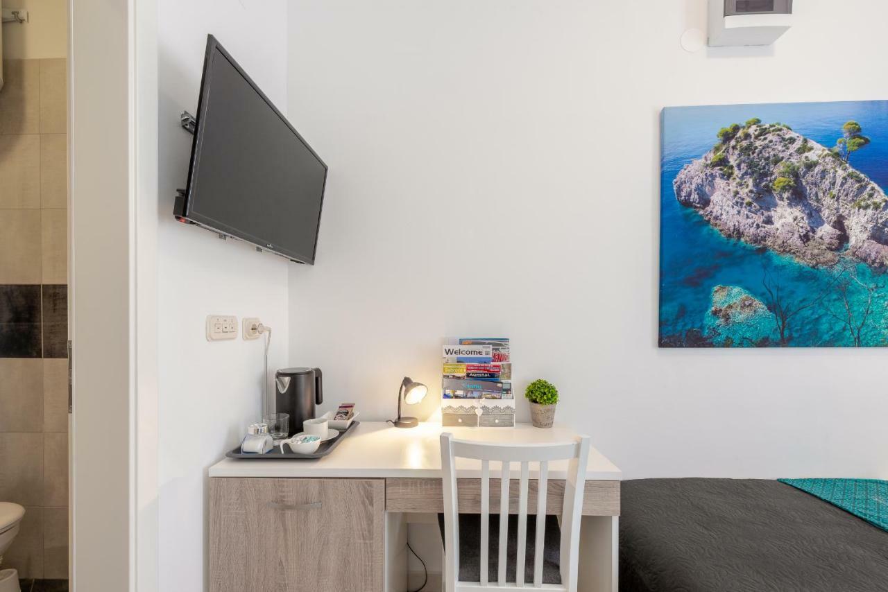Studio Apartment & Room Ten - Free Parking Дубровник Екстер'єр фото